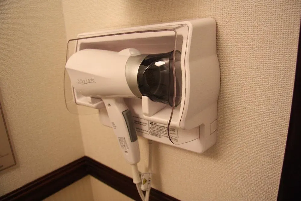 Toyoko Inn Yokohama Kannai 3*, Yokohama (Kanagawa)