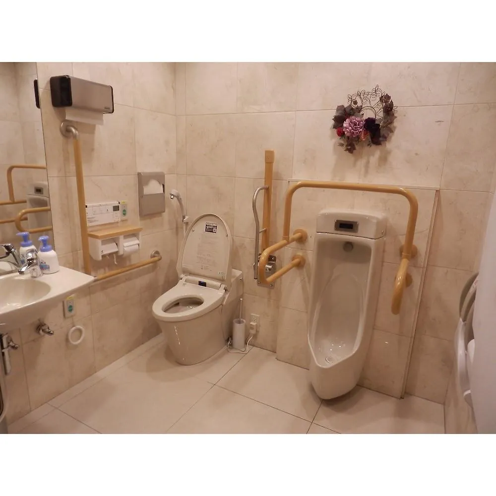 Toyoko Inn Yokohama Kannai Hotel
